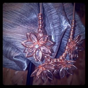 Rose gold flower necklace